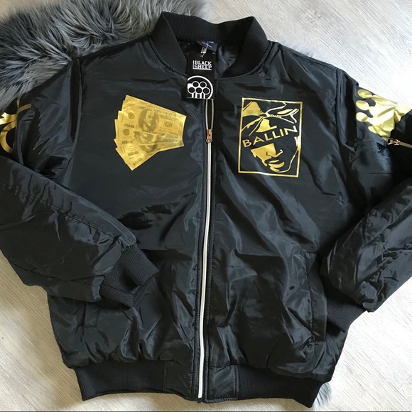 NWT ✨ TUPAC PUFFER BOMBER MENS SIZE MED GOLD FOIL - Picture 2 of 6